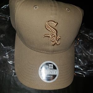 Brand new womans white sox hat